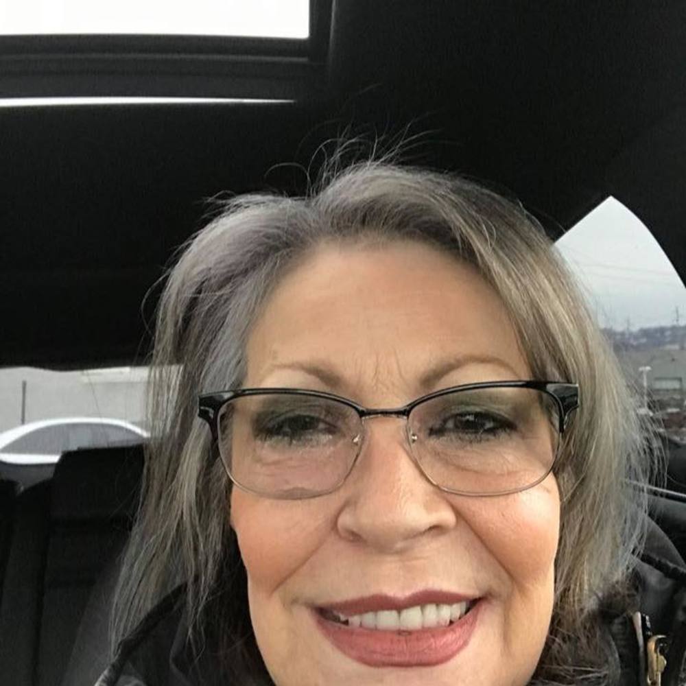 Meet your Posher, Debra
